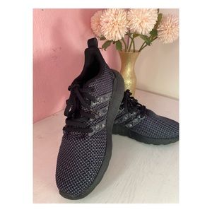 - adidas sneakers "questar flow